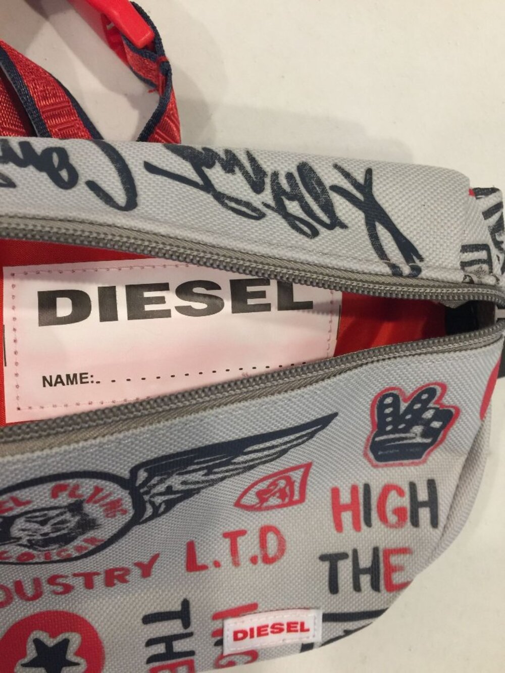 DIESEL Shoulder Waist Pack Abstract Graffiti Doodle Print Diesel Flying Logo - Picture 4 of 4